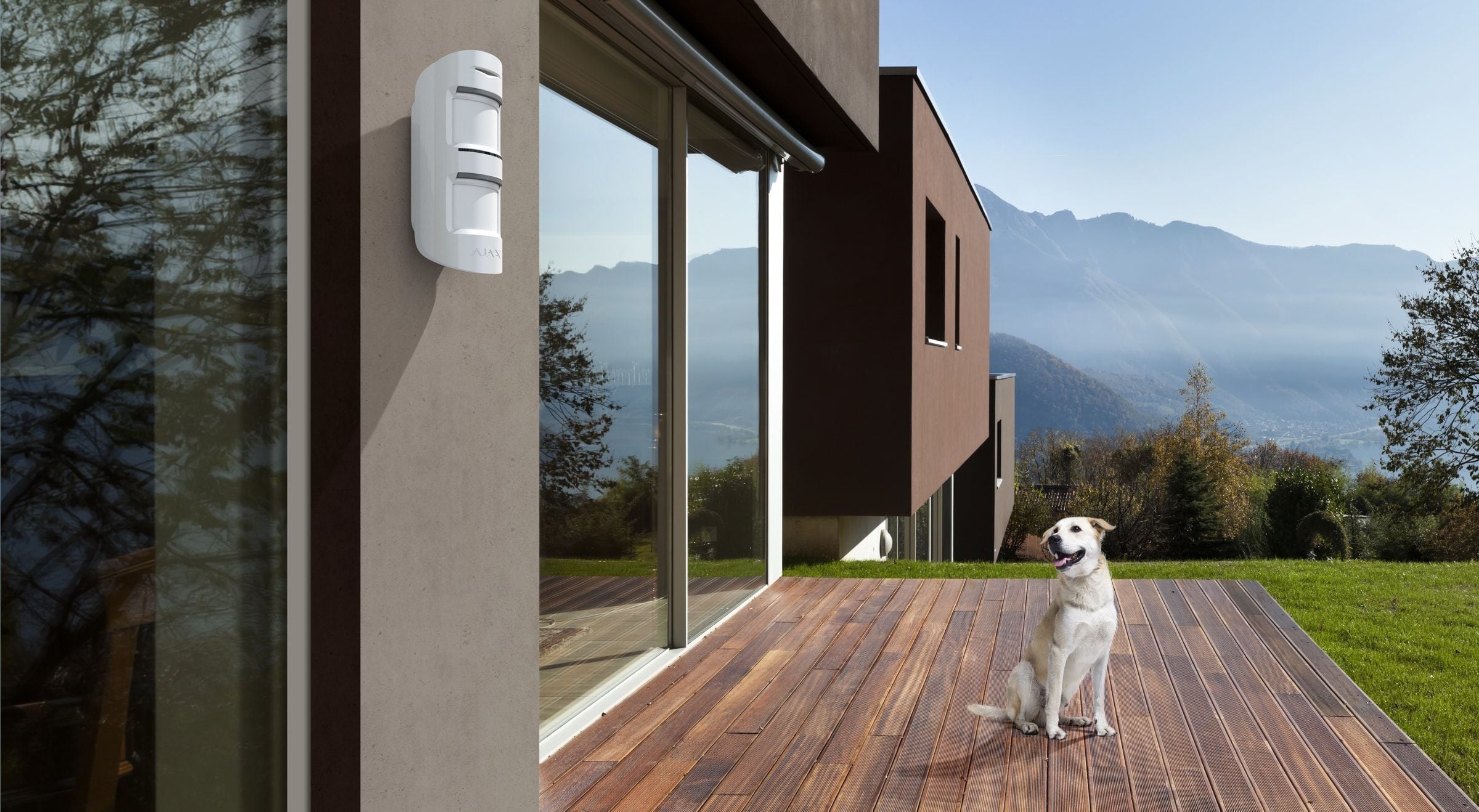 Conoce el MotionProtect Outdoor, un detector de movimiento para exteriores que solo reacciona ante amenazas reales