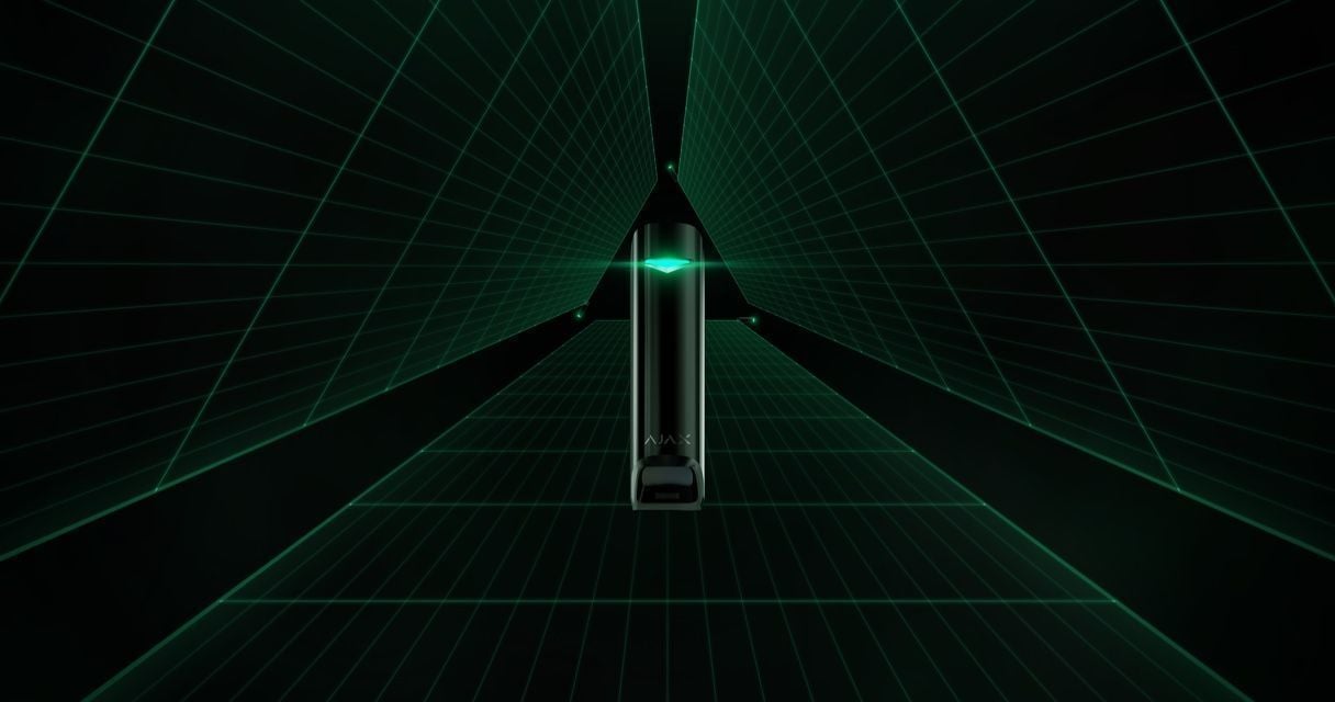 Ajax MotionProtect Curtain — історія розроблення вуличного датчика-штори з імунітетом до тварин