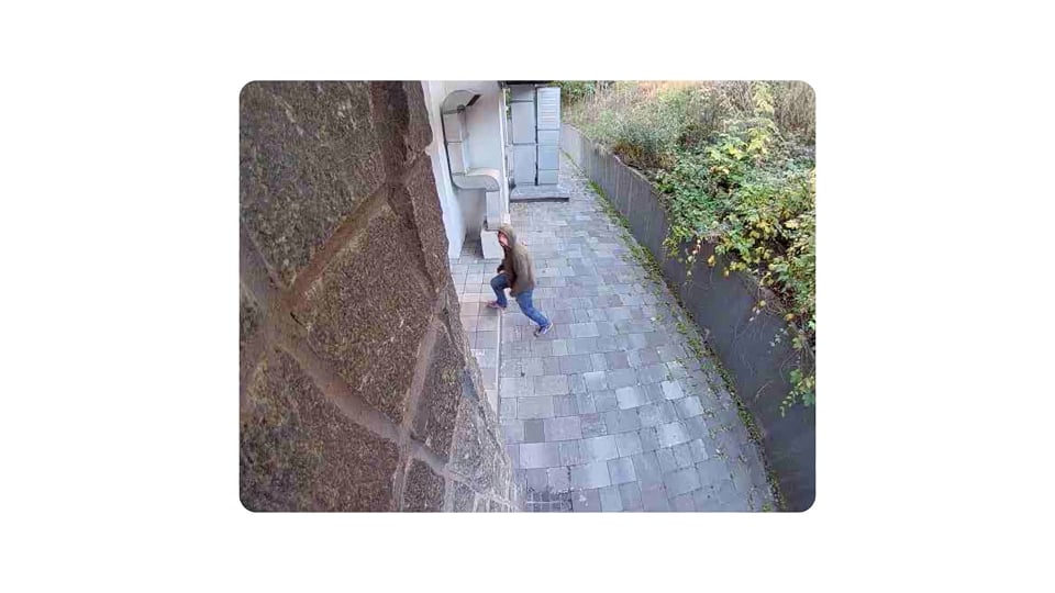 A câmara integrada ajuda a avaliar rapidamente a situação no local