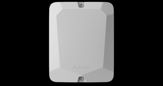 Невыпадающие винты для фиксации крышки