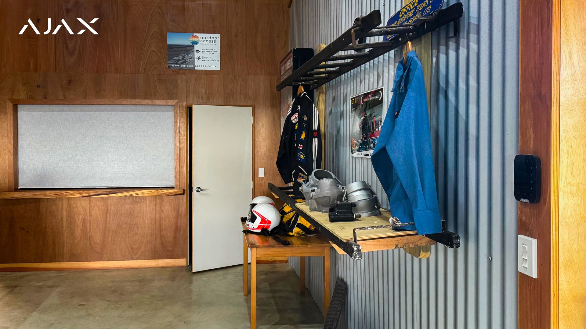 KeyPad Jeweller обеспечивает надежный контроль доступа и локальное управление системой