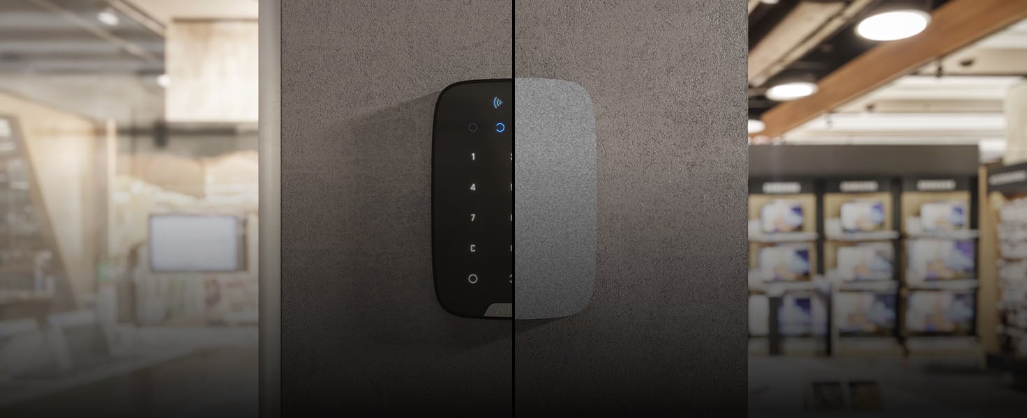 Autenticazione del dispositivo contro la contraffazione